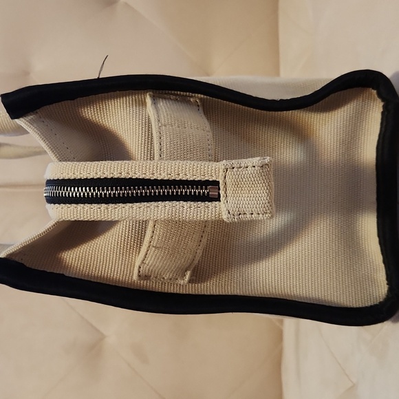 Marc Jacobs Jaquard Tote - Picture 4 of 8